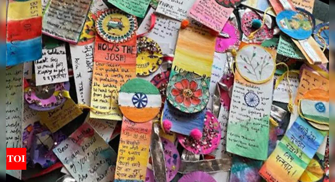 Gurgaon school students prepare 10,000 handcrafted rakhis for soldiers | Gurgaon News - Times of India