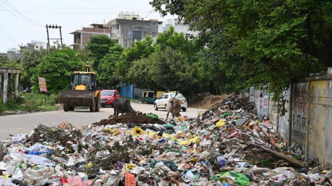 Gurugram residents aggrieved over solid waste mismanagement