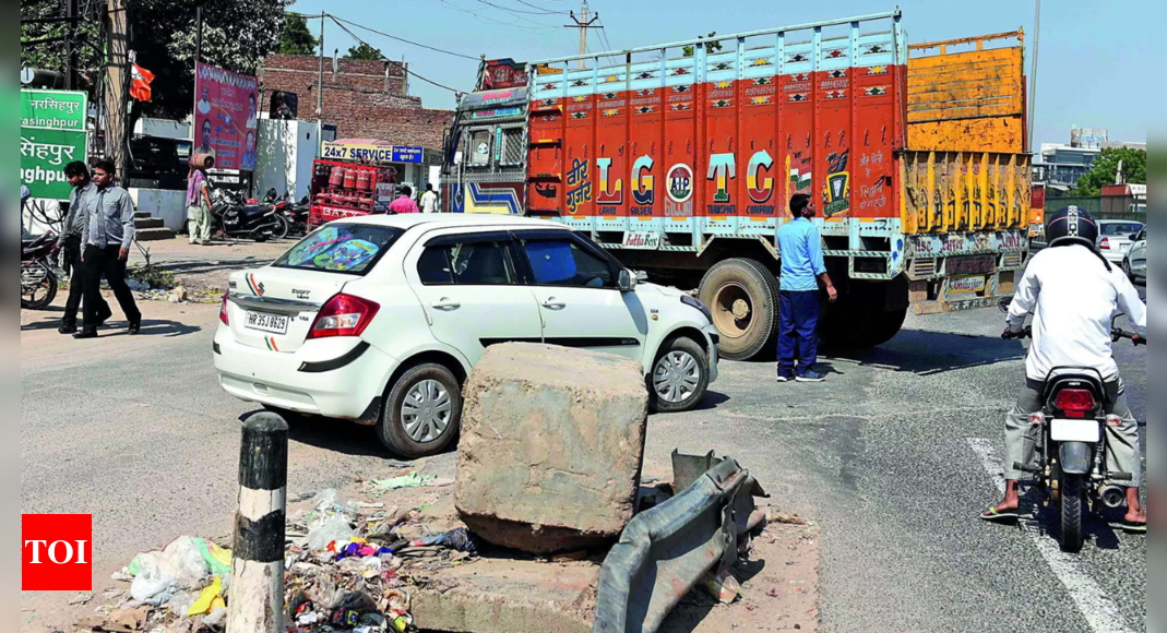 No-honking drive: After Delhi-Gurgaon expressway, city to get more silence zones | Gurgaon News - Times of India