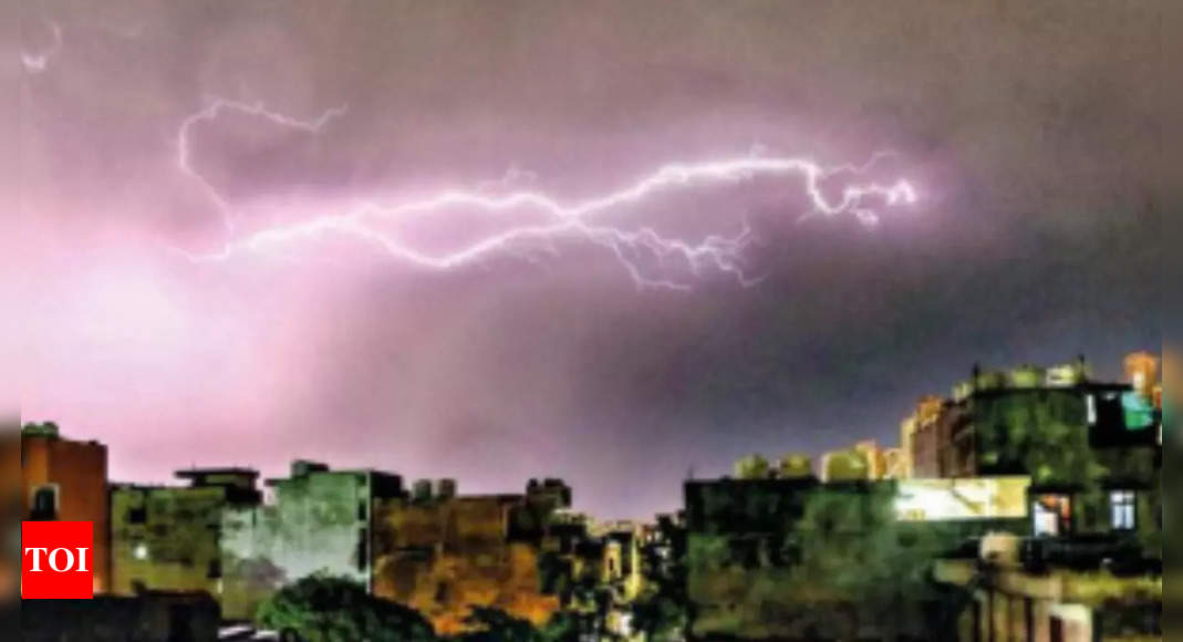 Thunderstorms Likely For Next 2 Days, Says Imd | Gurgaon News - Times of India