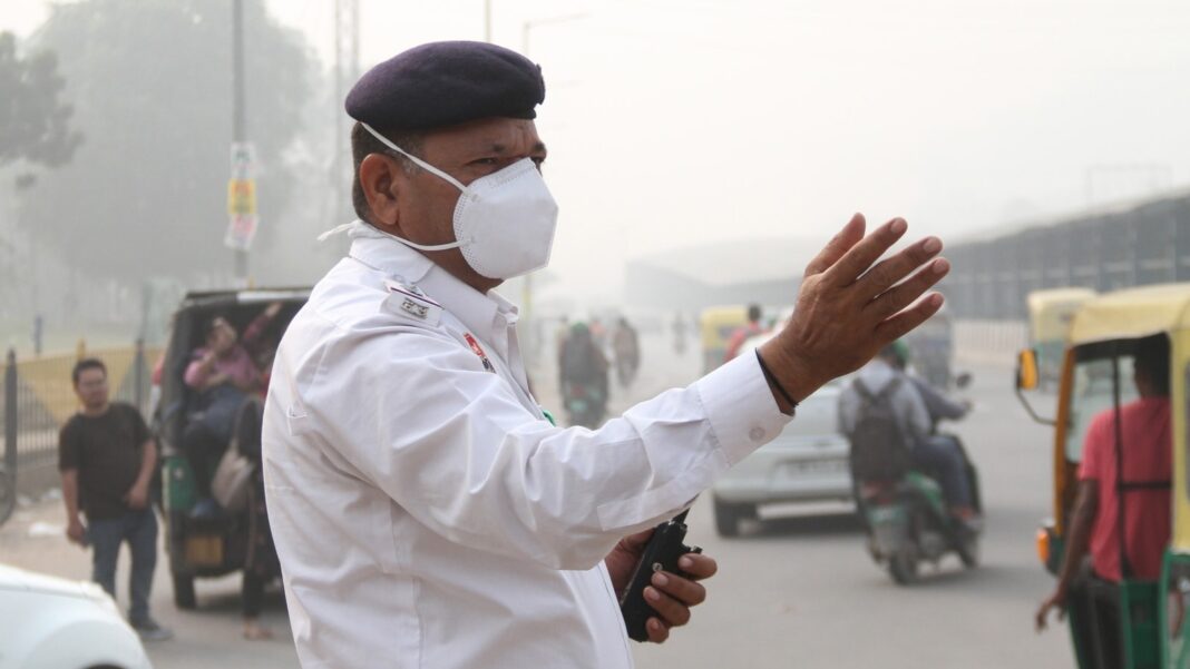 Delhi-NCR air quality still ‘severe’ today? Check latest updates on AQI as schools remain closed
